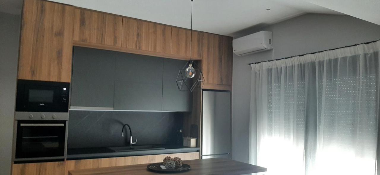 Lovely Guesthouse - 58M2 Mountain View 约阿尼纳 外观 照片