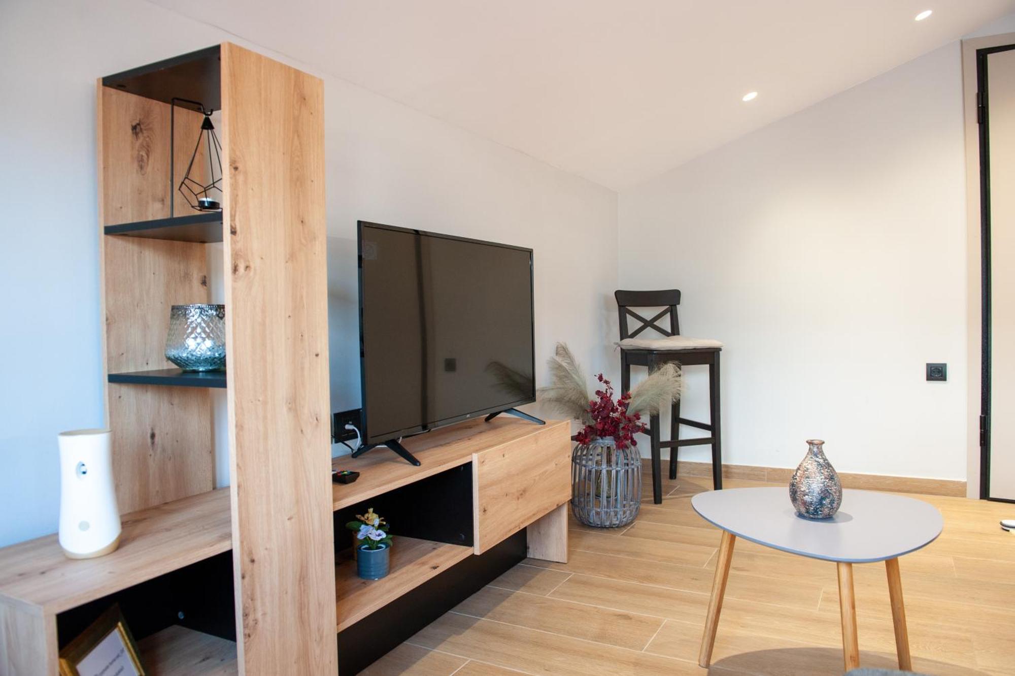 Lovely Guesthouse - 58M2 Mountain View 约阿尼纳 外观 照片
